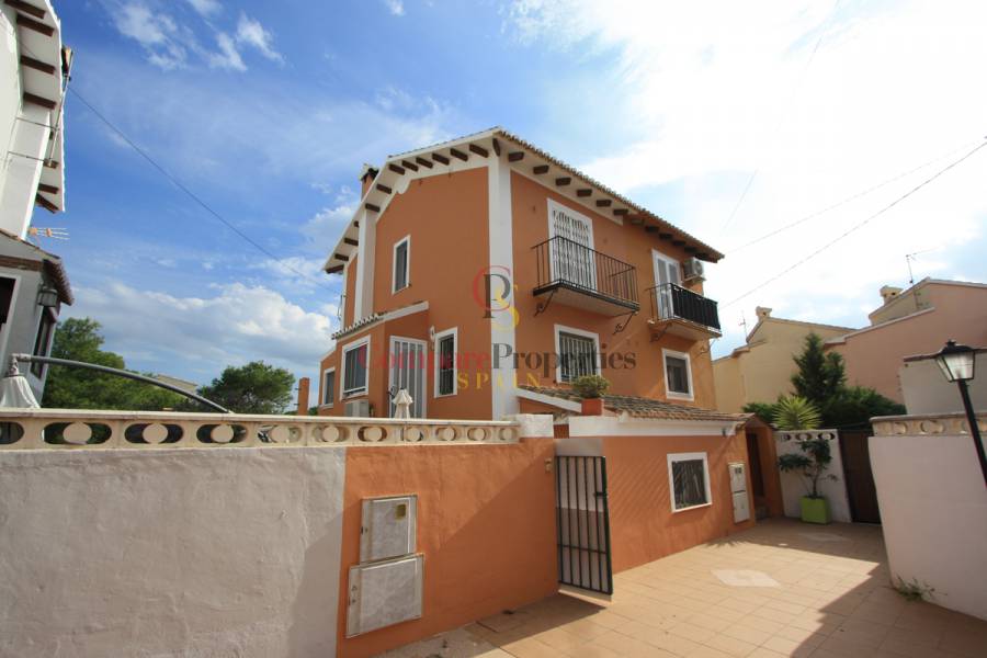 Sale - Townhouses - Oliva - Playa